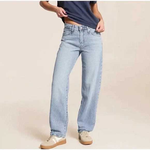 SOLD POSH WONT LET ME DELETE - Picture 2 of 6